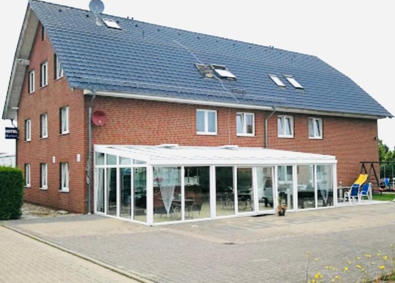 Dua Hotel Wennigsen Exterior foto